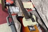 Fender 2022 American Ultra Telecaster Ultraburst-19.jpg